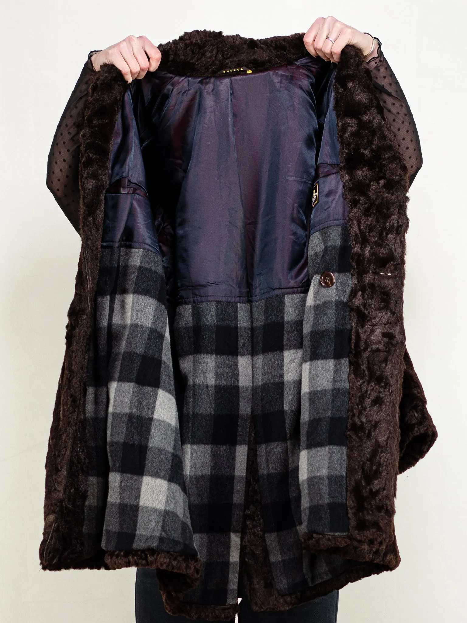 Vintage 70's Women Faux Fur Coat in Brown